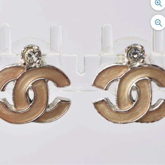 Authentic Chanel earrings - Picture 5 of 5